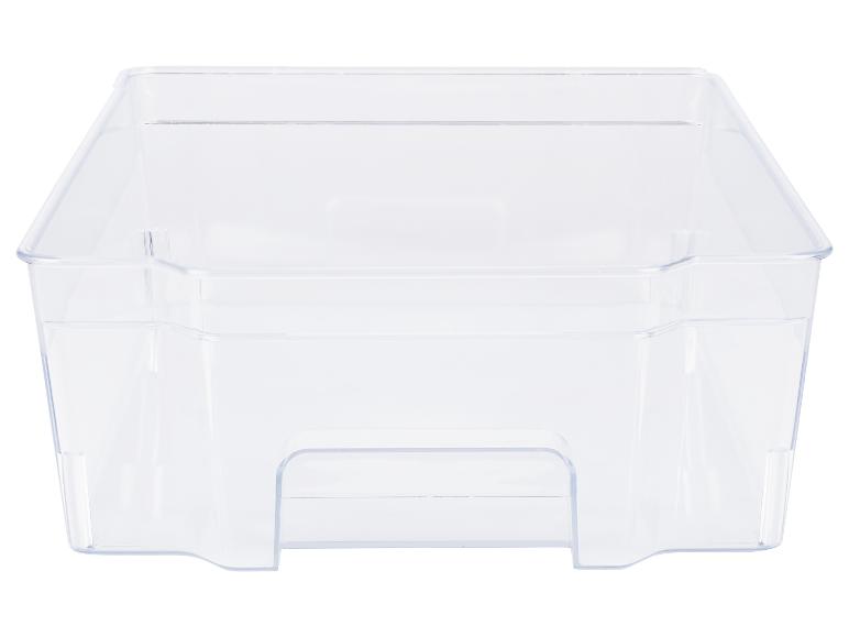 Priehľadná nádoba do chladničky.