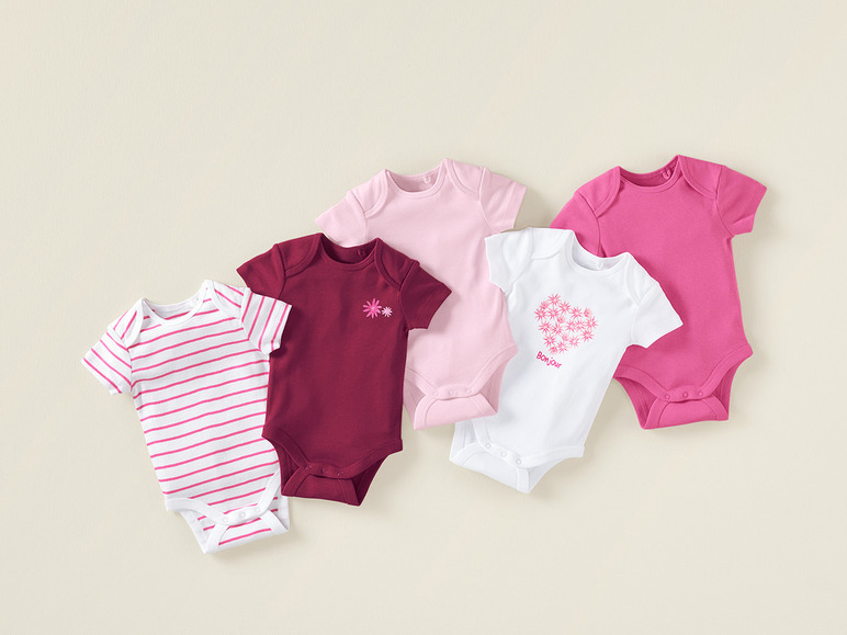 Detské body v rôznych farbách s pruhmi a kvetinovými vzormi