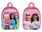 Dve ružové batohy Barbie s obrázkami bábik Barbie.