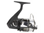 Čierny rybársky naviják s bielym vlascom, model 2000.