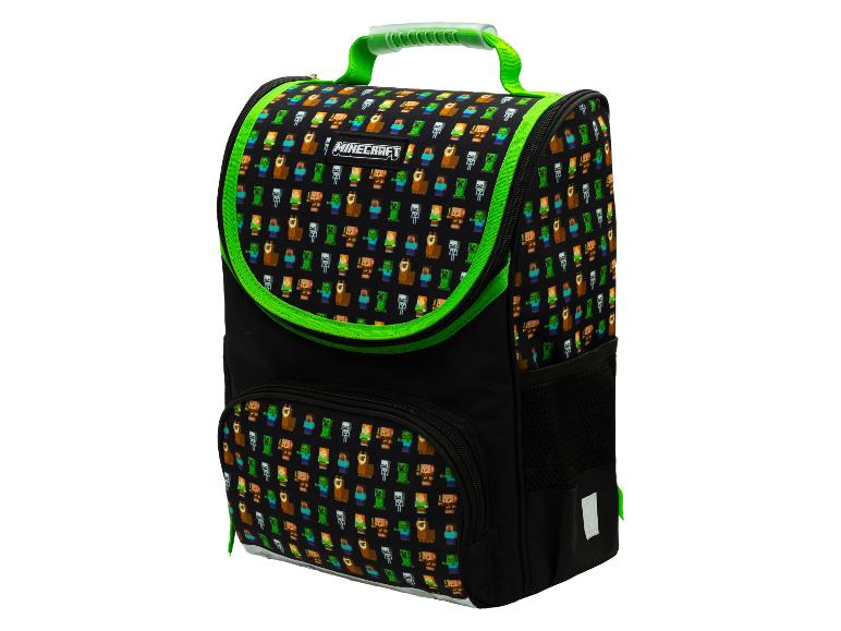 Čierny školský batoh s potlačou postáv z videohier a zelenými detailmi.