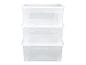 Tri prehľadné plastové boxy na ukladanie vecí, uložené na sebe.
