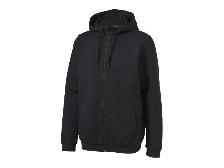Čierna mikina s kapucňou na zips s decentným logom na hrudi, zobrazená na bielom pozadí.