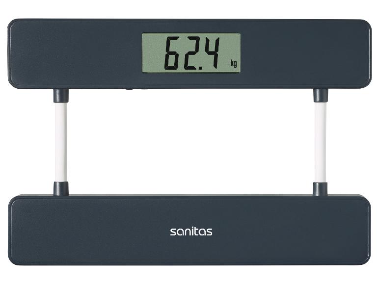 Digitálna váha Sanitas zobrazujúca 62,4 kg.