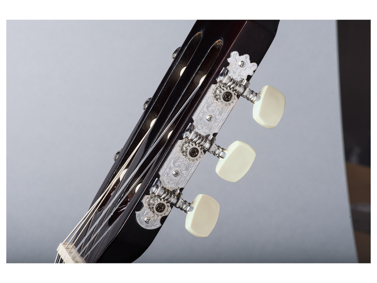 Prejsť na zobrazenie na celú obrazovku: Gitara – obrázok 6