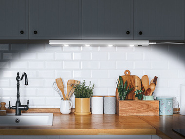 LIVARNO home Svetelná lišta s LED