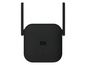 Čierny Wi-Fi router Xiaomi s anténami.