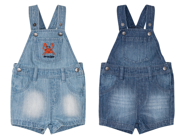 Dve modré denimové dupačky pre bábätká.