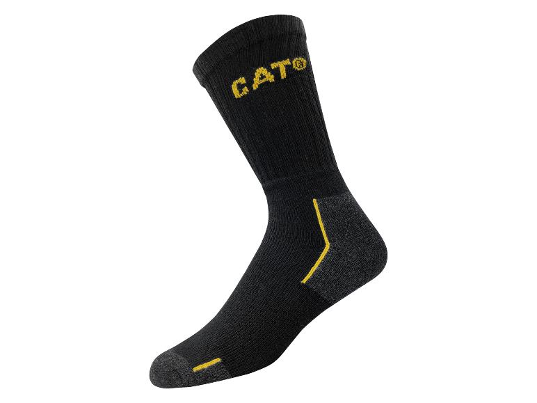 Čierna ponožka so žltým logom a detailmi CAT®.