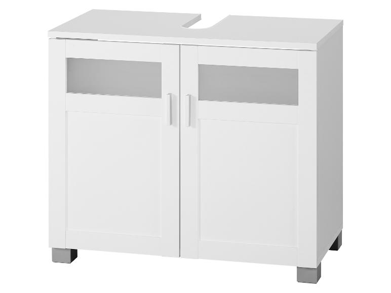 Biela kúpeľňová skrinka pod umývadlo s dvoma dvierkami a striebornými úchytkami