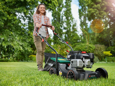 PARKSIDE® Benzínová kosačka na trávu PBM 132 B1
