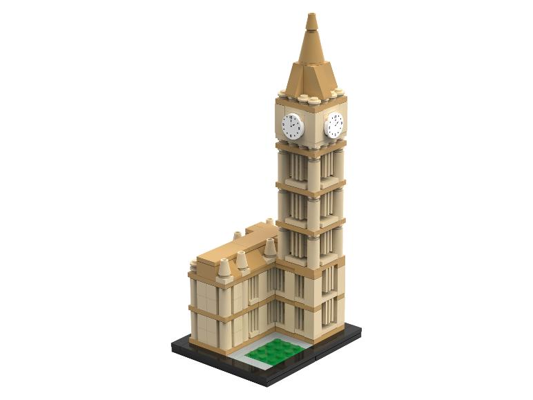 Hodiny Big Ben z béžových a hnedých stavebných kociek, s hodinami na každej strane.