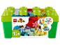 LEGO DUPLO 10913 tehlová krabica s farebnými dielikmi a figúrkami.