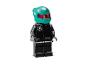 Lego minifigúrka jazdca Formuly 1 Mercedes-AMG Petronas v čiernom obleku a tyrkysovej prilbe.