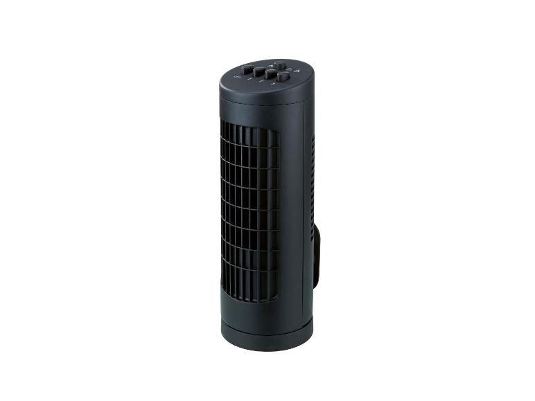 Čierny vežový ventilátor s ovládacími tlačidlami navrchu