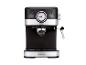 Espresso kávovar SilverCrest, čierny a strieborný.