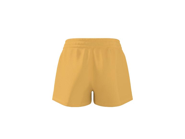 Žlté športové šortky s elastickým pásom.
