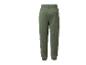 Zelené tepláky so zadným vreckom a detailmi švov.