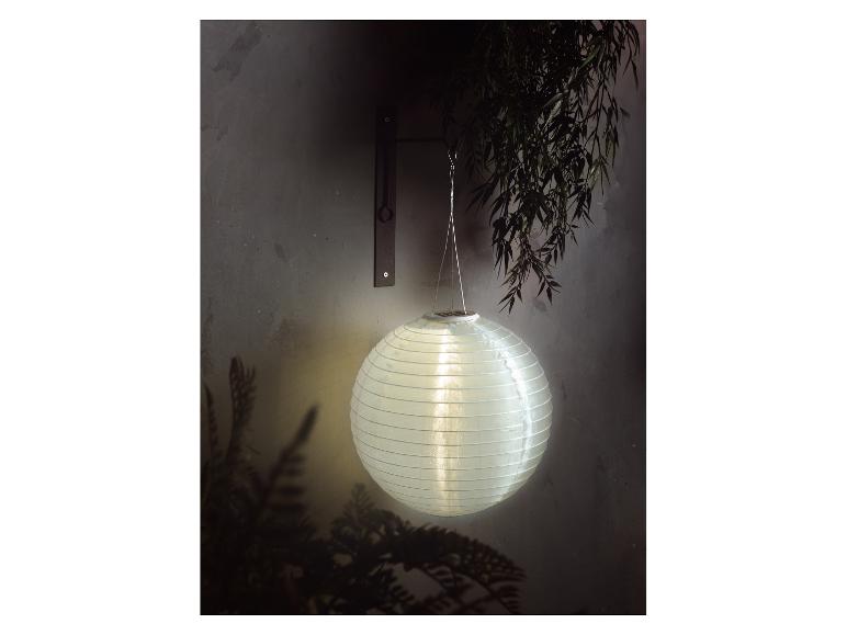 Závesná solárna lampáš, papierový štýl, vonkajšie osvetlenie.