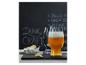Remešľnícke pivo v elegantných pohároch s hranolkami.