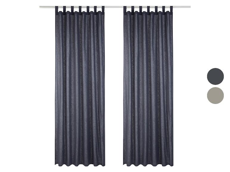Dve ľanové záclony, tmavé a taupe odtiene.