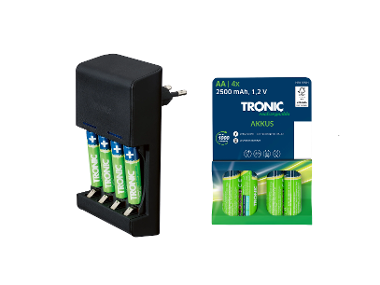 TRONIC® Nabíjačka batérií AA/AAA + Ni-MH nabíjateľné batérie AA, 4 kusy