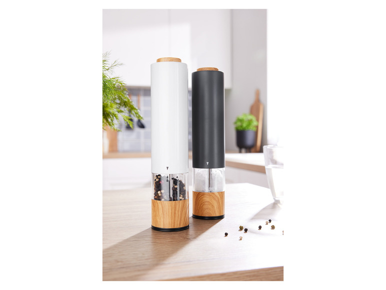 Prejsť na zobrazenie na celú obrazovku: SILVERCREST® KITCHEN TOOLS Elektrický mlynček na soľ a korenie – obrázok 2