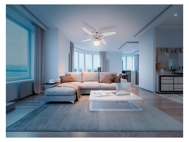 Moderný stropný ventilátor a pohovka v elegantnej obývačke.