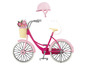 Ružové bicykel s košíkom s kvetmi a ružovou prilbou.