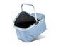 Svetlo modrá pikniková košík Topmove so striebornou rukoväťou.