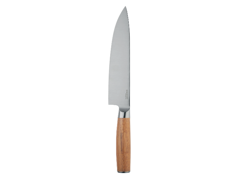 Kuchynský nôž SilverCrest s drevenou rukoväťou.