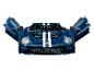 Modrý model LEGO Technic Ford GT s otvorenými dverami.