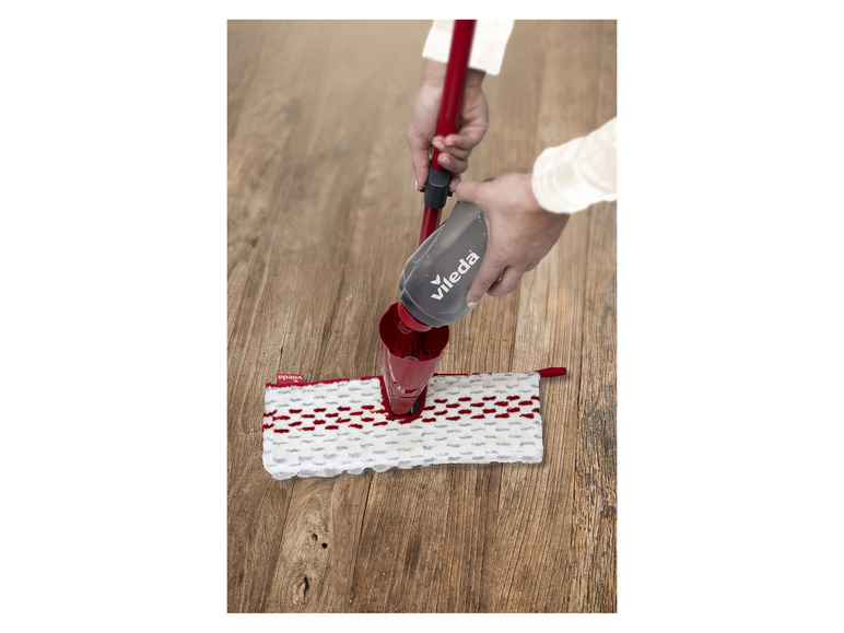 Prejsť na zobrazenie na celú obrazovku: Vileda Mop s rozprašovačom Spray & Clean – obrázok 10