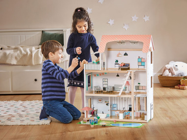 Playtive Drevený domček pre bábiky, 39-dielny