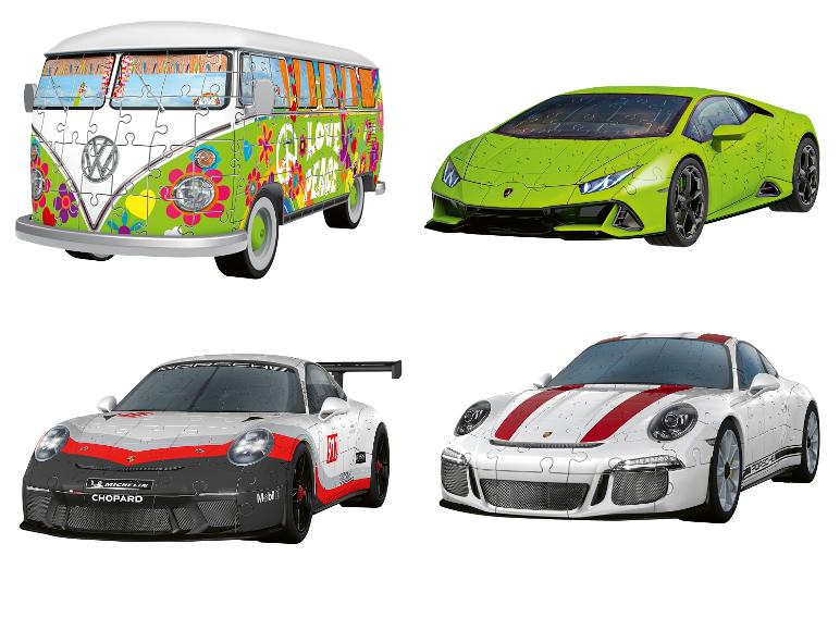 Štyri 3D puzzle áut: VW autobus, zelené Lamborghini a dve Porsche.