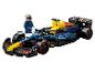 LEGO Red Bull Racing pretekárske auto Formuly 1 a jazdec.