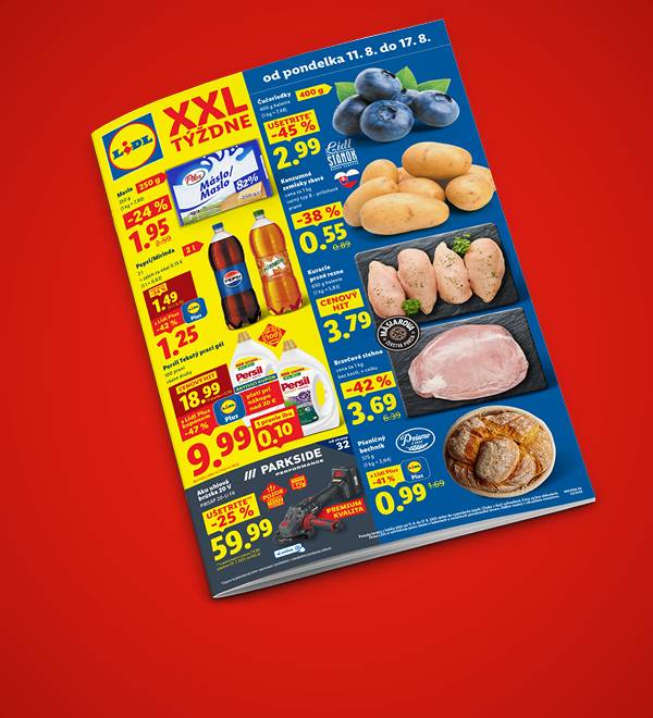 Lidl leták s ponukou potravín ako čučoriedky, zemiaky, mäso a čistiace prostriedky.