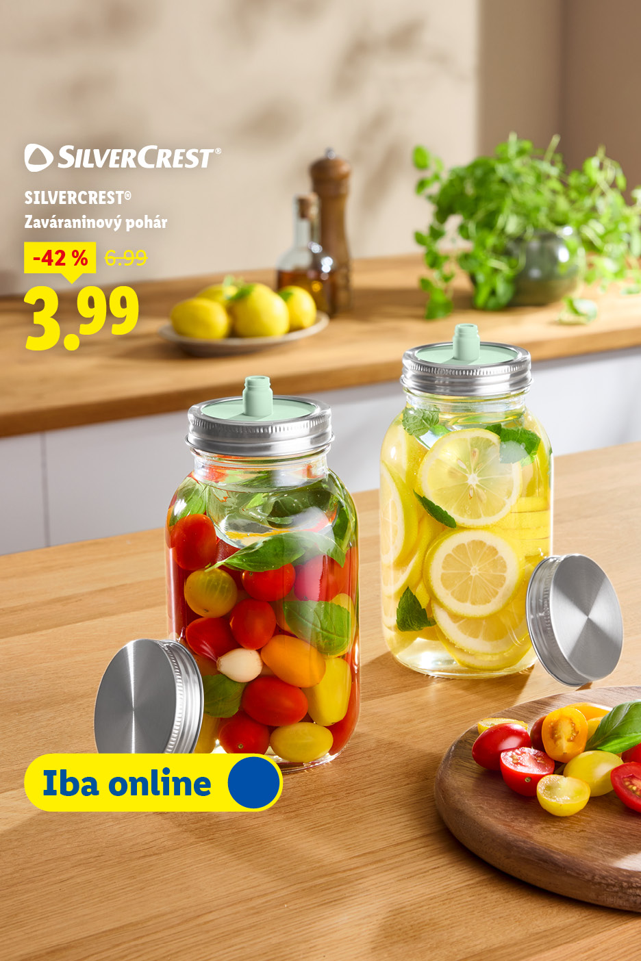 Zaváracie poháre s paradajkami a citrónovou vodou, zľava 42% na 3.99, dostupné online.