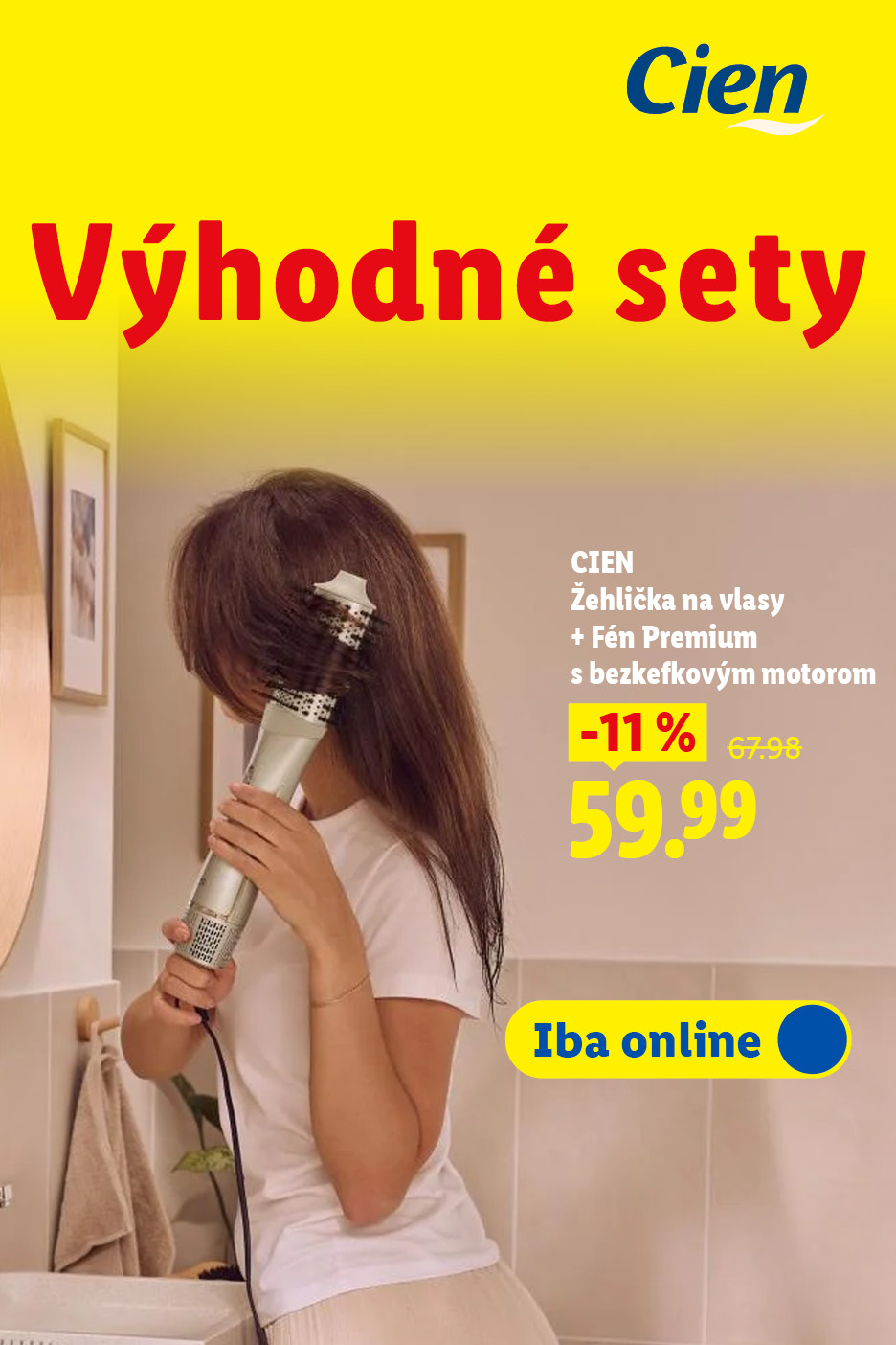 Žena si upravuje vlasy súpravou na úpravu vlasov, ktorá obsahuje žehličku a fén, so zľavou 11%.