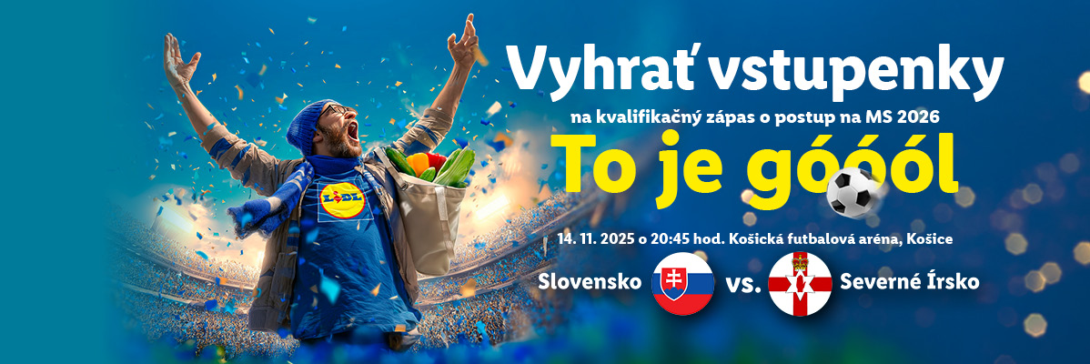 Fanúšik Lidl s nákupnou taškou plnou zeleniny oslavuje výhru vstupeniek na futbalový zápas Slovensko vs. Severné Írsko.