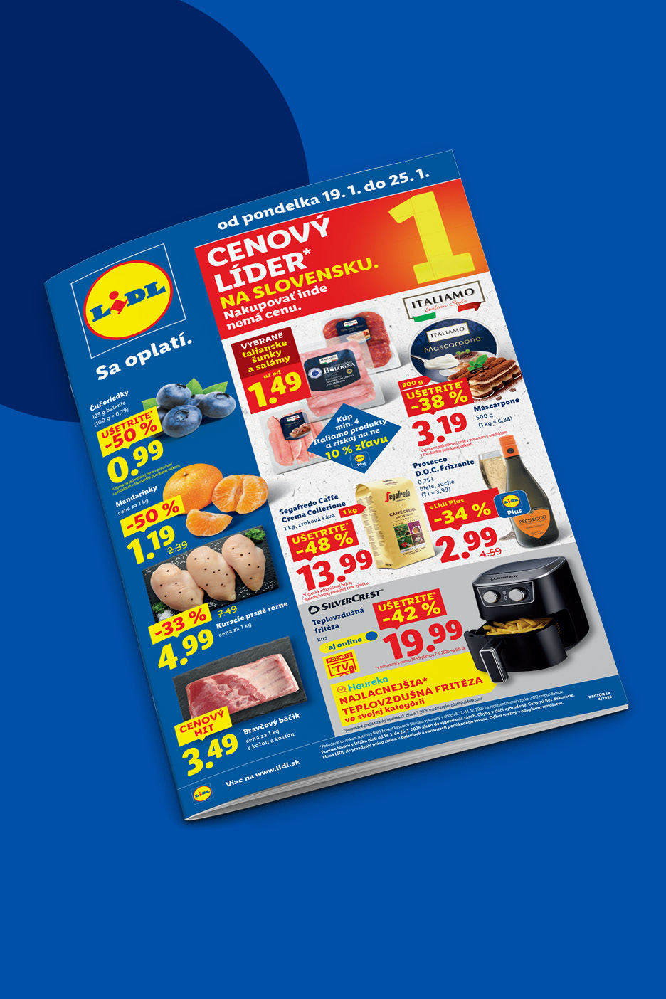 Lidl leták s ponukou čučoriedok, mandarínok, kuracích pŕs, bravčového bôčika, talianskych šuniek a salám, kávy Segafredo, mascarpone, prosecca a teplovzdušnej fritézy.