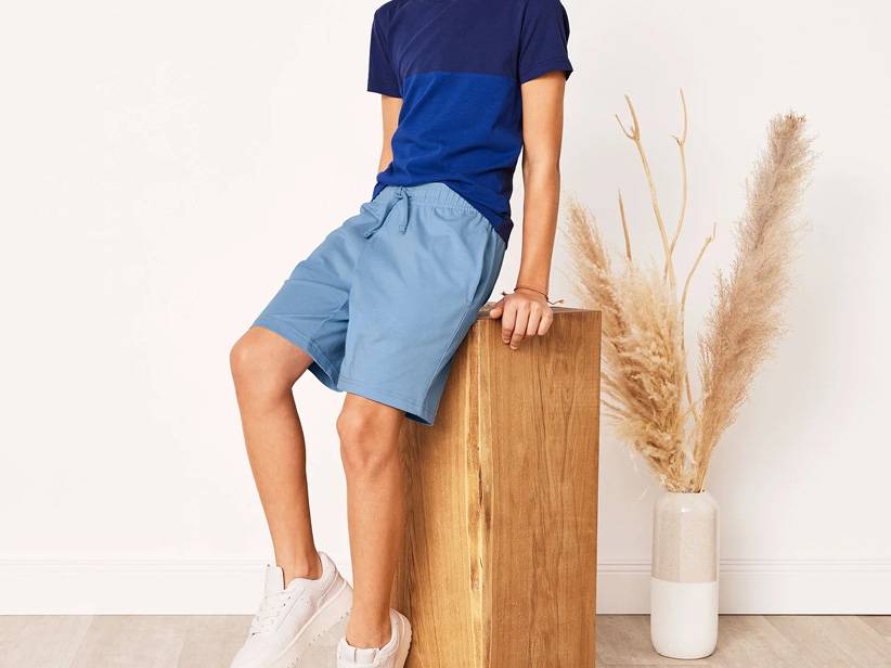 Chlapčenské šortky a tričko.